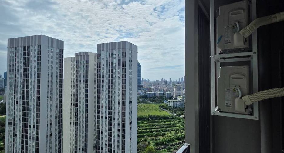 For sale 1 bed condo in Huai Khwang, Bangkok