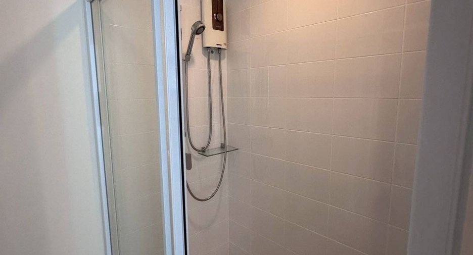 Wohnung zum Kauf mit 2 Zimmer in Thon Buri, Bangkok