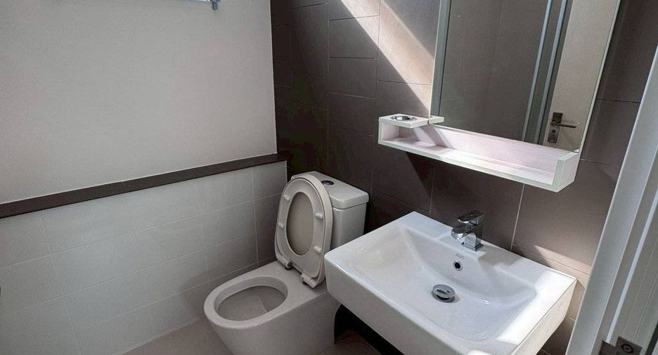 Wohnung zum Kauf mit 2 Zimmer in Thon Buri, Bangkok