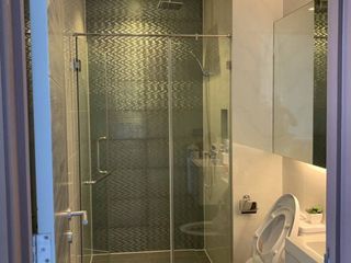 Продажа 2 спальни кондо в Пхра Кханонг, Бангкок