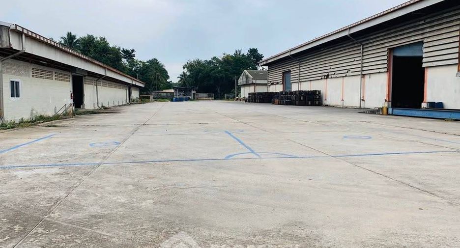 À vendre 6 chambres maison à Bo Thong, Chonburi