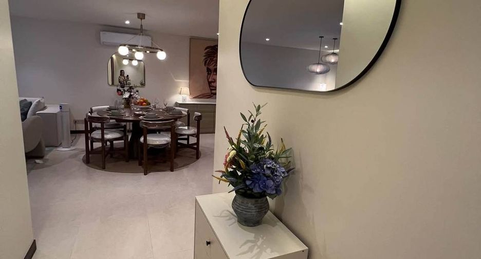 À vendre 3 chambres condo à Watthana, Bangkok