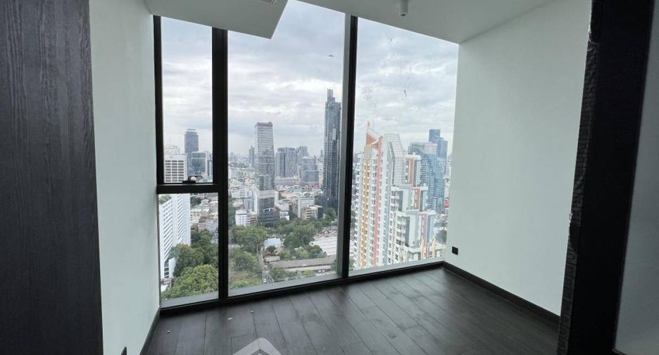 For sale 2 ベッドルーム condo in Sathon, Bangkok