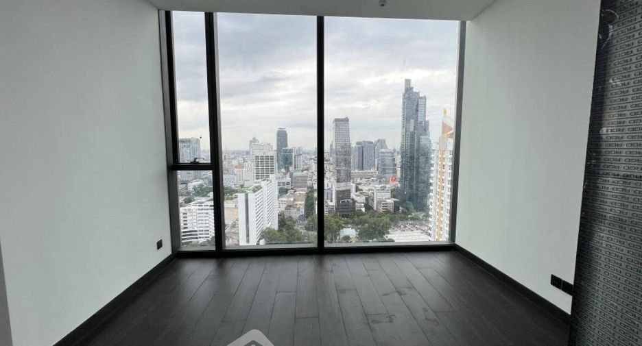 For sale 2 ベッドルーム condo in Sathon, Bangkok