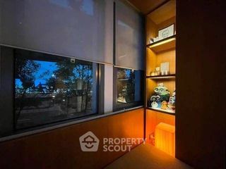 For sale 1 bed condo in Phra Khanong, Bangkok