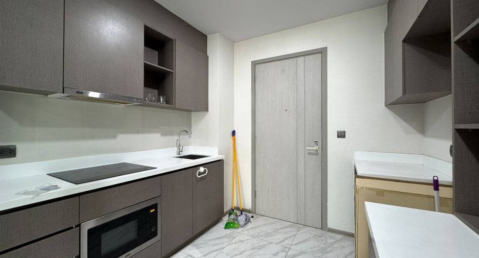 À vendre 2 chambres condo à Watthana, Bangkok