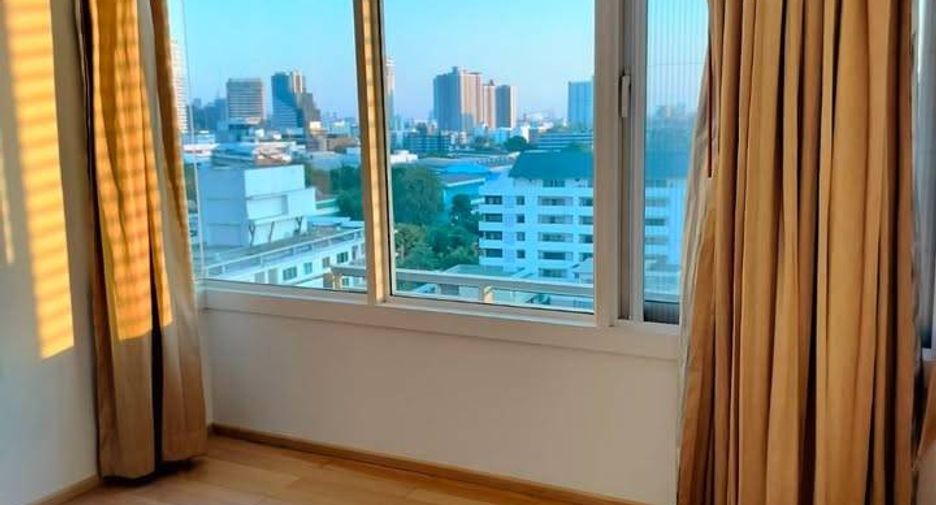 Продажа 3 спальни кондо в Кхлонг Тоеи, Бангкок