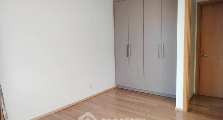 Продажа 3 спальни кондо в Кхлонг Тоеи, Бангкок