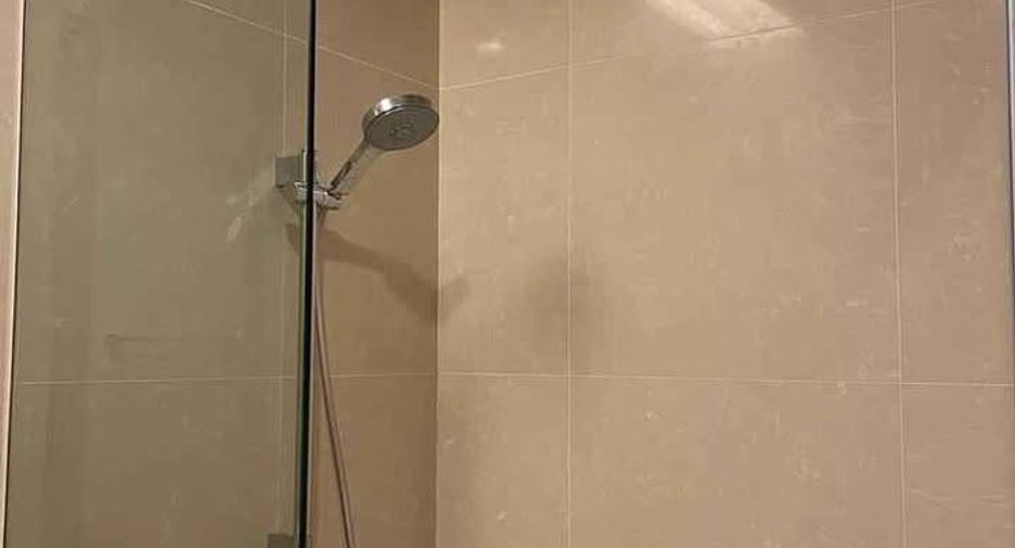 For sale 1 bed condo in Watthana, Bangkok