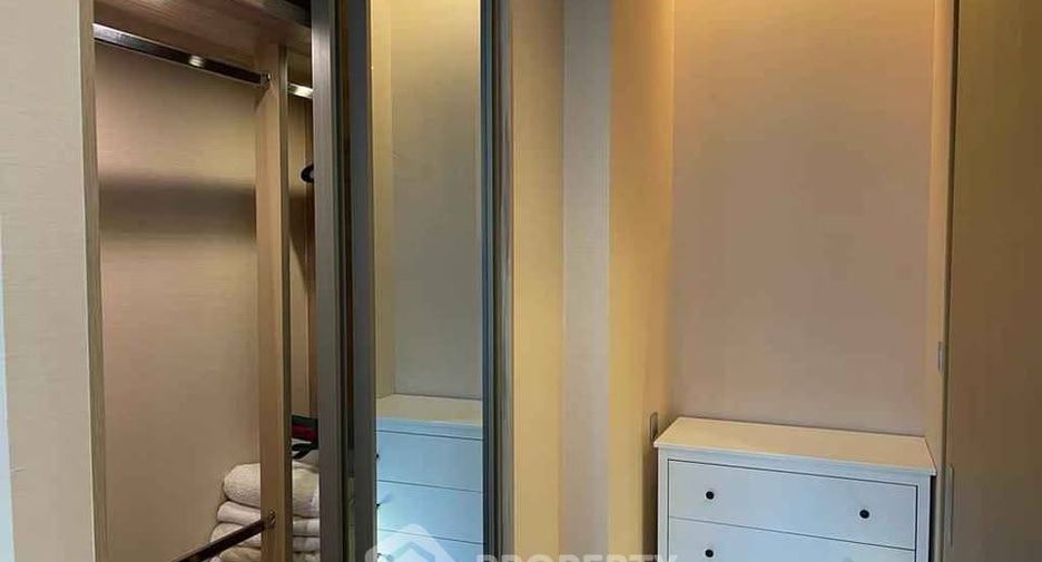 For sale 1 bed condo in Watthana, Bangkok