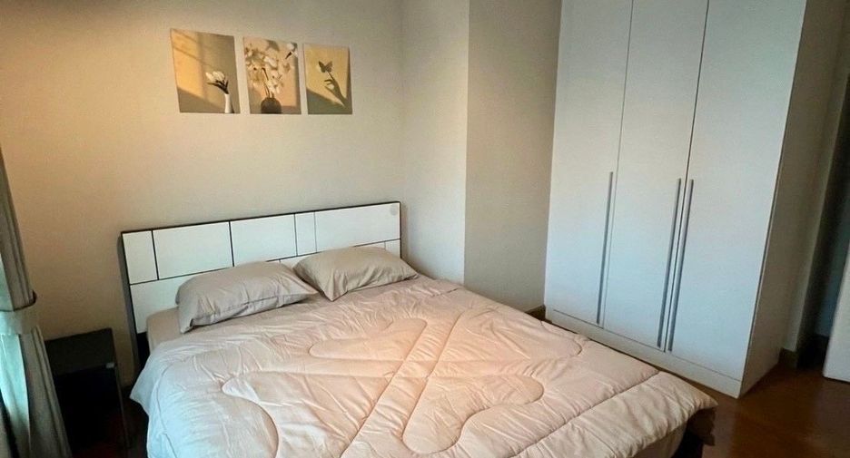 For rent 2 ベッドルーム condo in Huai Khwang, Bangkok