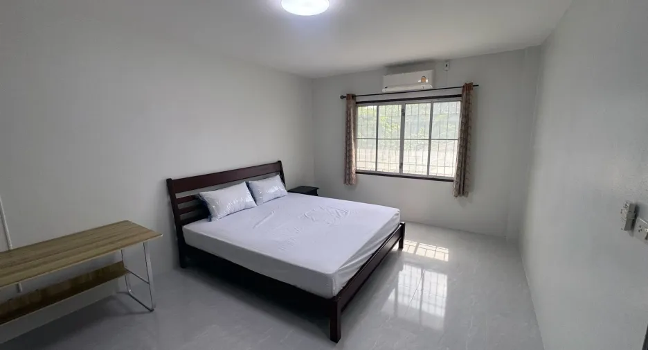 出租 4 卧室 联排别墅 在 Phuket Town, 普吉