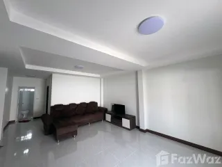 出租 4 卧室 联排别墅 在 Phuket Town, 普吉