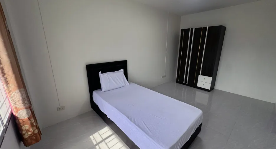 出租 4 卧室 联排别墅 在 Phuket Town, 普吉
