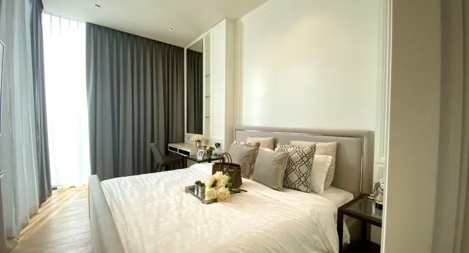 For sale 2 bedrooms condo in Pathum Wan, Bangkok