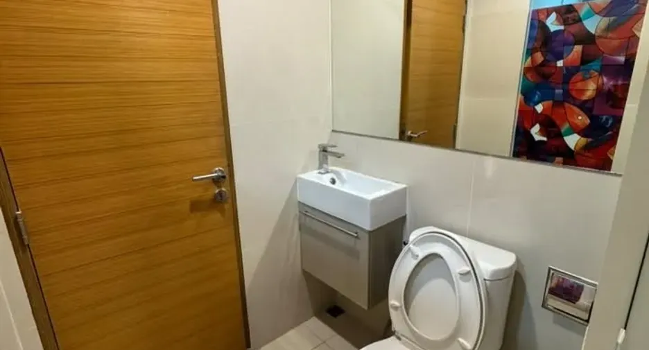 For rent 1 bed condo in Huai Khwang, Bangkok