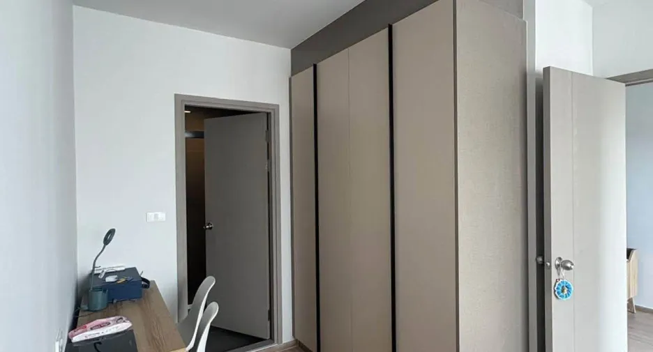 For rent 1 bed condo in Huai Khwang, Bangkok