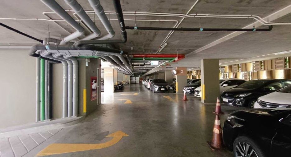 For sale 1 bed condo in Huai Khwang, Bangkok