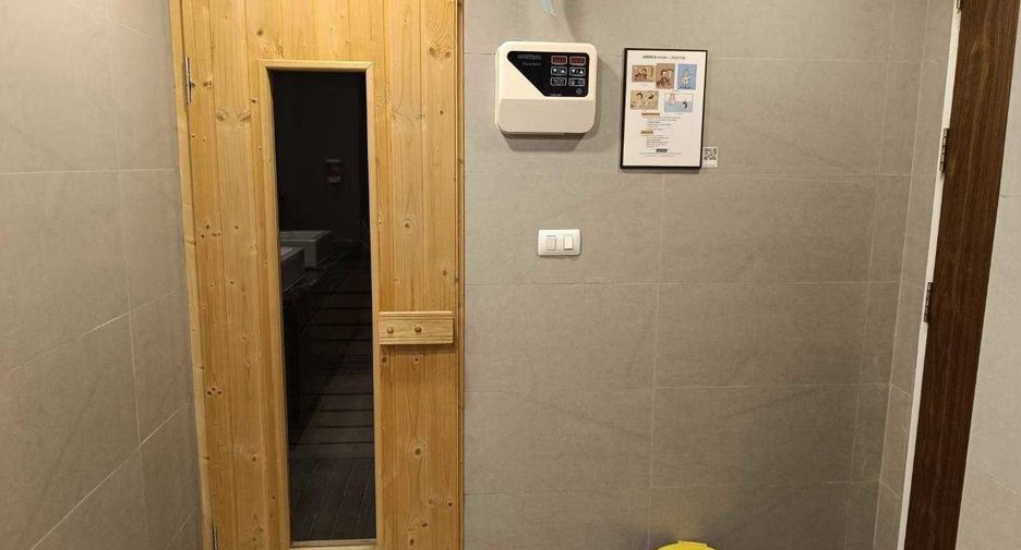 For sale 1 bed condo in Huai Khwang, Bangkok