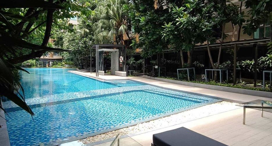 For sale 1 bed condo in Huai Khwang, Bangkok