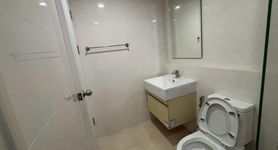 For sale 1 bed condo in Huai Khwang, Bangkok