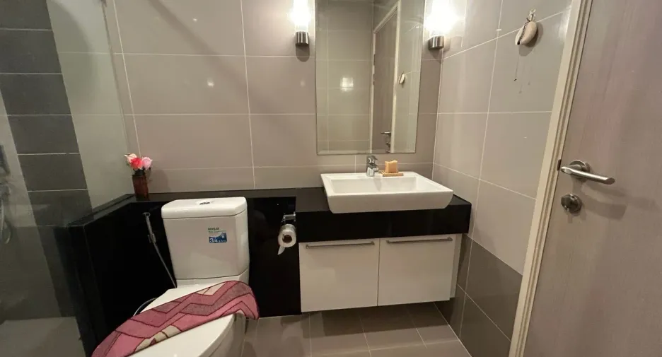 For sale and for rent 1 bed condo in Bang Kho Laem, Bangkok