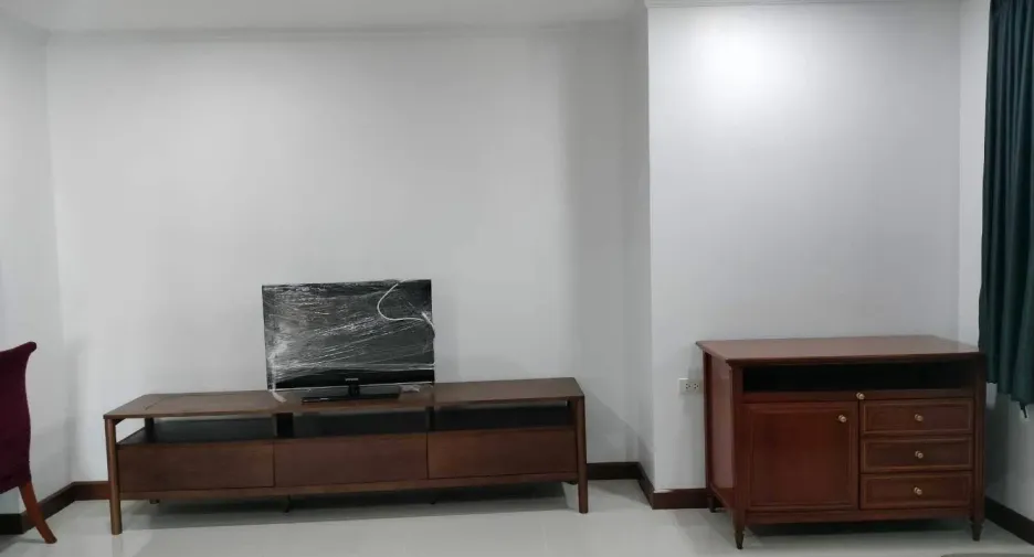Аренда 2 спальни кондо в Кхлонг Тоеи, Бангкок