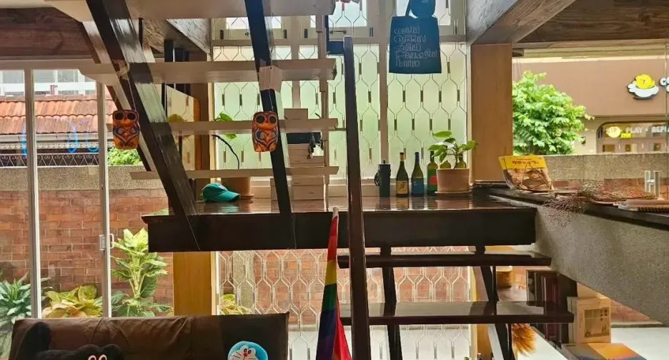 For rent 5 bedrooms house in Watthana, Bangkok