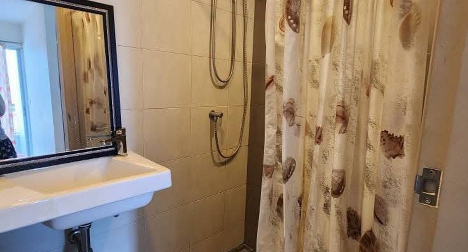 À vendre studio condo à Bang Na, Bangkok