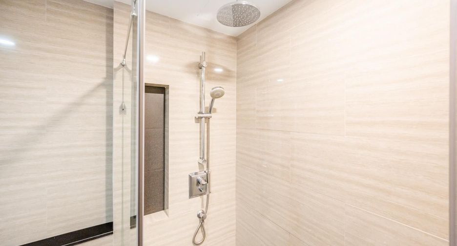 Продажа 1 кровать кондо в Патхум Щан, Бангкок