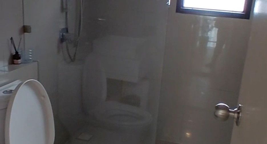 For rent 4 bedrooms house in Si Racha, Chonburi