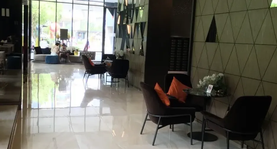For rent 1 bed condo in Phra Khanong, Bangkok