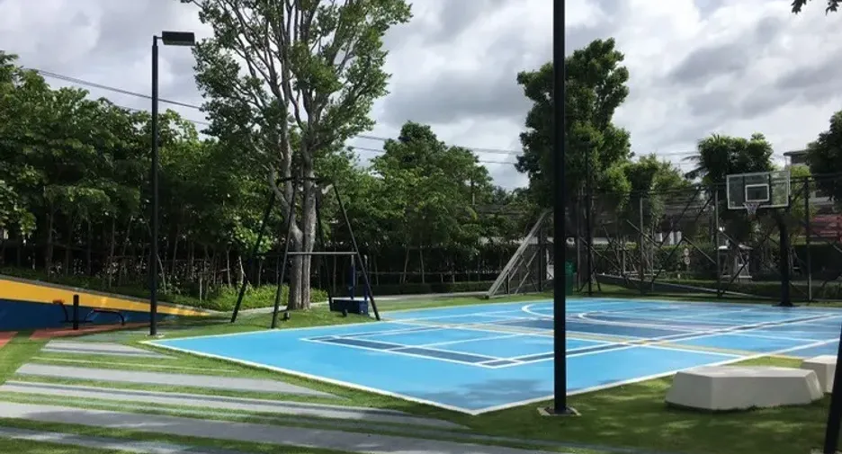 For rent 1 bed condo in Phra Khanong, Bangkok