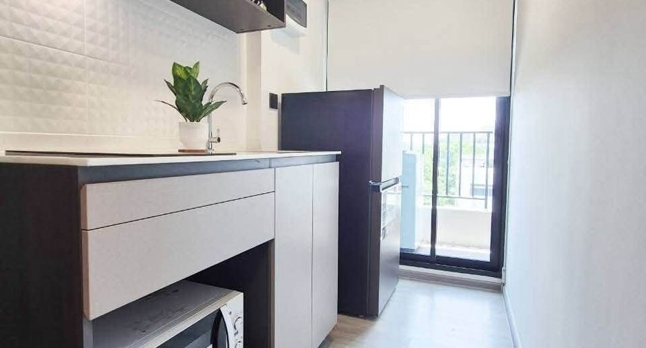 Wohnung zur Miete mit 1 Zimmer in Lat Phrao, Bangkok