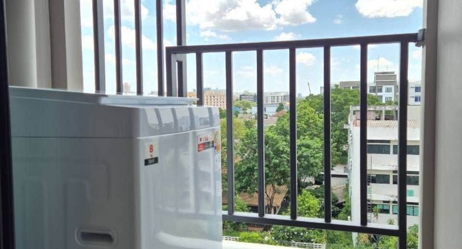 Wohnung zur Miete mit 1 Zimmer in Lat Phrao, Bangkok
