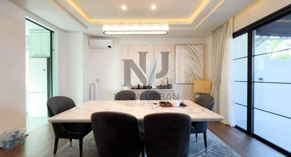 For sale 4 bedrooms house in Bang Lamung, Chonburi
