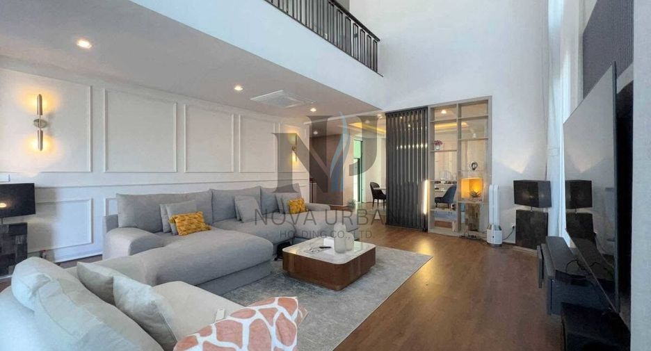 For sale 4 bedrooms house in Bang Lamung, Chonburi