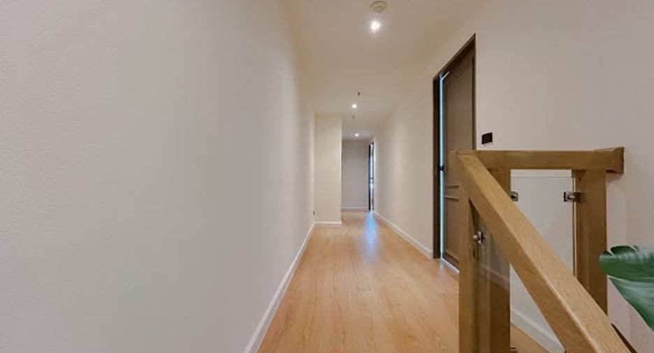 Condo en venta de 4 habitaciones en Watthana, Bangkok