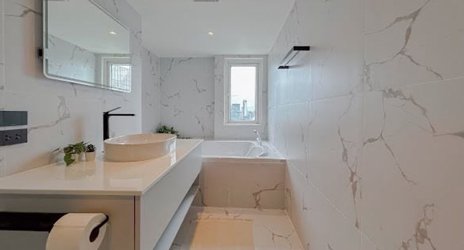 Condo en venta de 4 habitaciones en Watthana, Bangkok