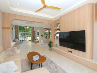 For rent 4 bedrooms house in Mueang Chiang Mai, Chiang Mai