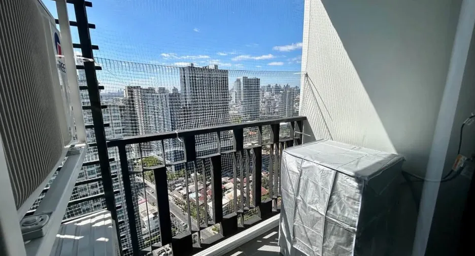 For rent 2 bedrooms condo in Suan Luang, Bangkok