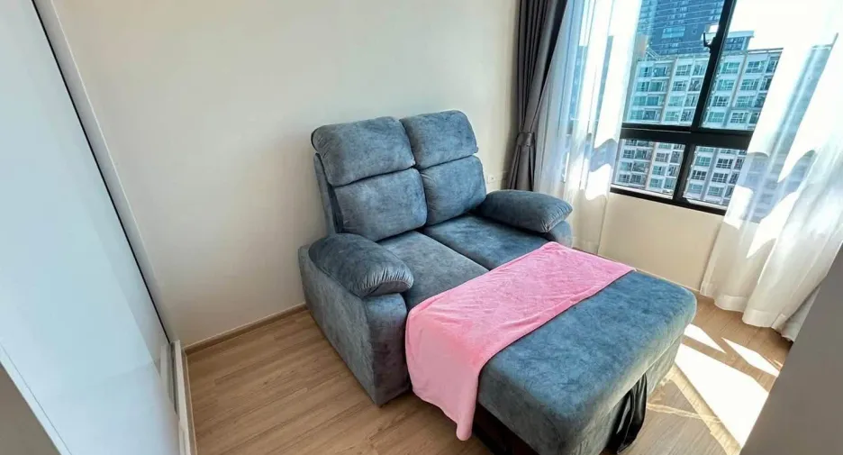 For rent 2 bedrooms condo in Suan Luang, Bangkok