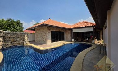 For rent and for sale 4 bedrooms house in Huay Yai, Pattaya