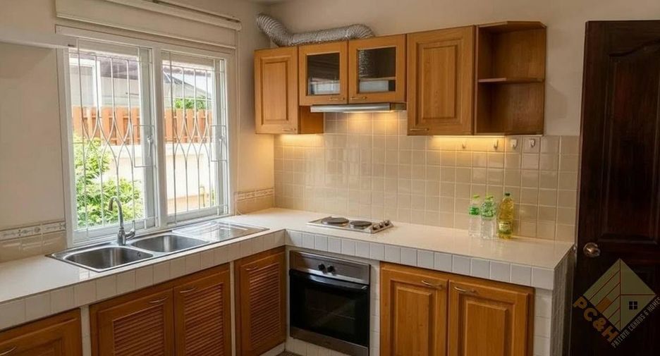 Аренда и продажа 3 спальни дом в Банг Ламунг, Чонбури
