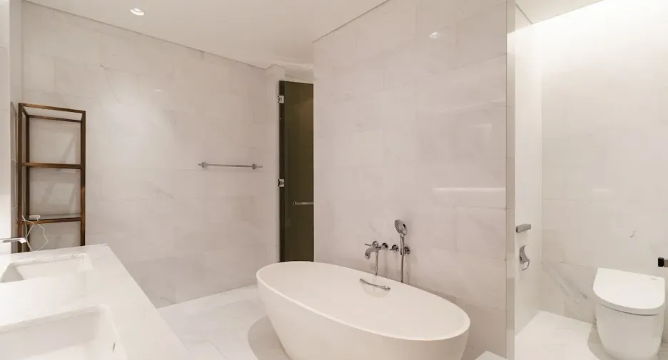 Condo en alquiler y en venta de 2 habitaciones en Pathum Wan, Bangkok