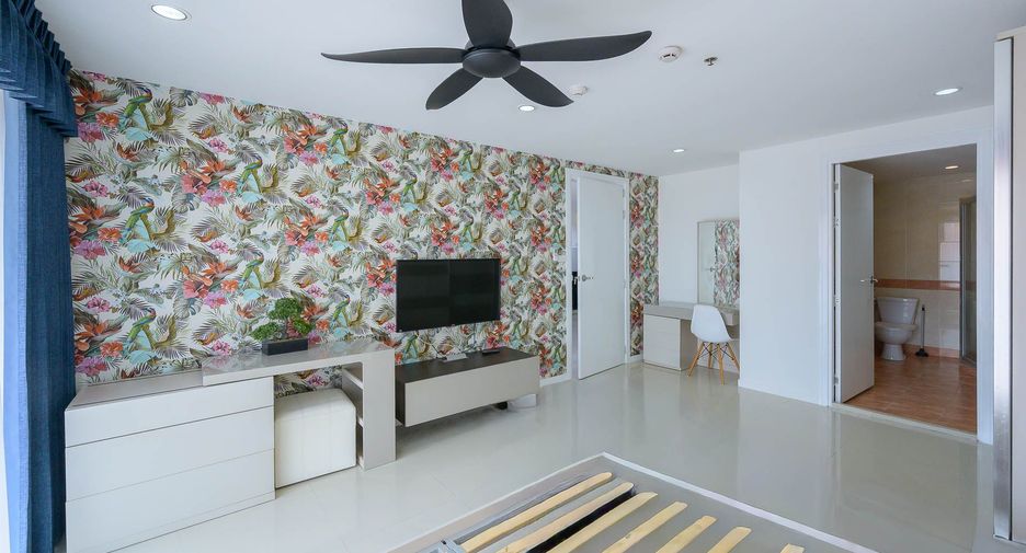 For rent 1 bed condo in Bang Lamung, Chonburi