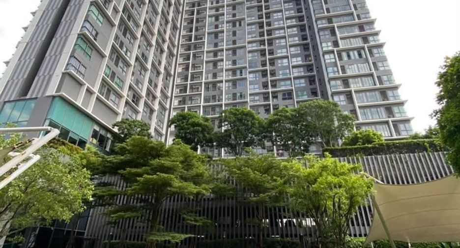 Condo en venta de 2 habitaciones en Phra Khanong, Bangkok