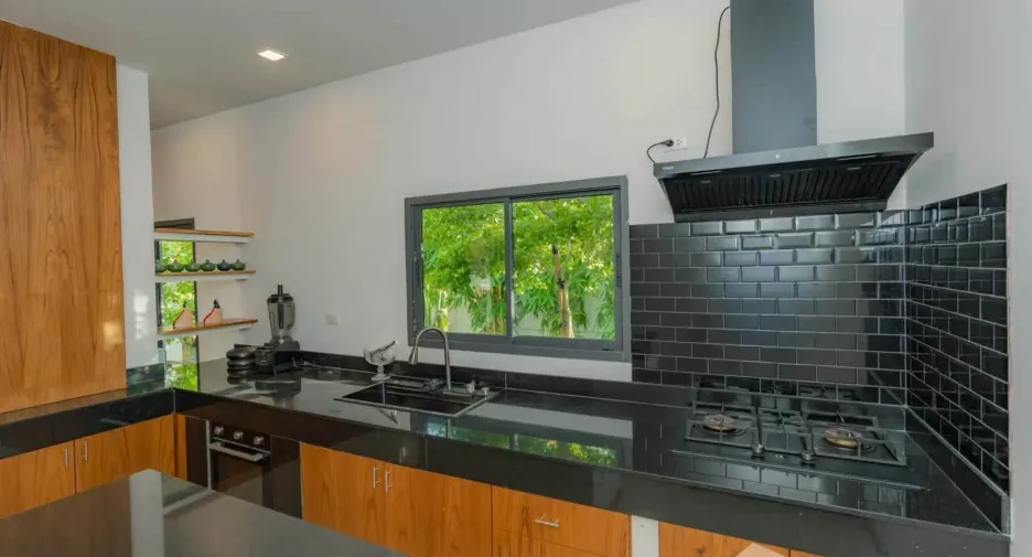 Villa en alquiler de 6 habitaciones en Thalang, Phuket