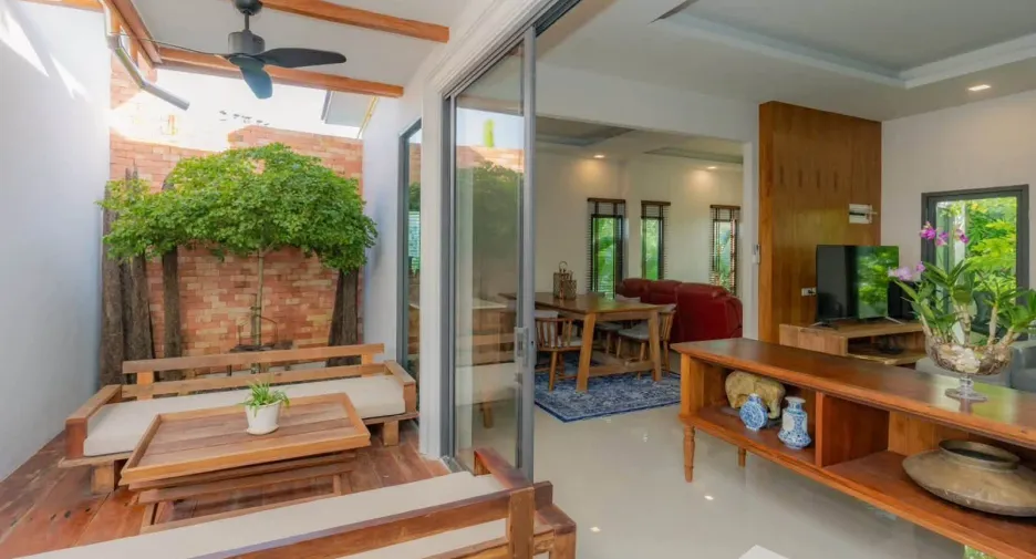 Villa en alquiler de 6 habitaciones en Thalang, Phuket