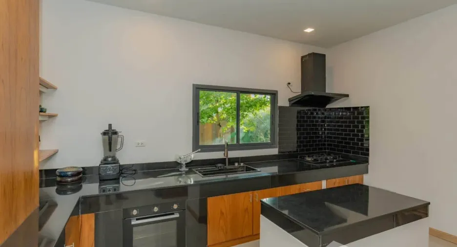 Villa en alquiler de 6 habitaciones en Thalang, Phuket